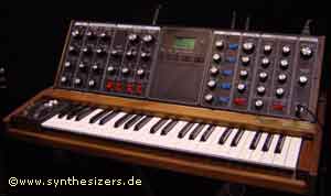 minimoog voyager synthesizer