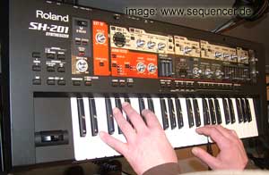 Roland SH-201 Roland SH-201 synthesizer