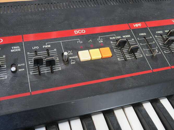 roland_juno-60_01l.jpg