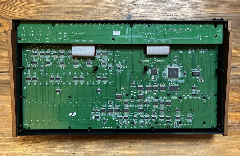 Behringer-LM-Drum-PCB-01.png