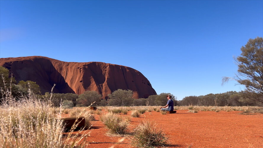 uluru-meditation.jpg